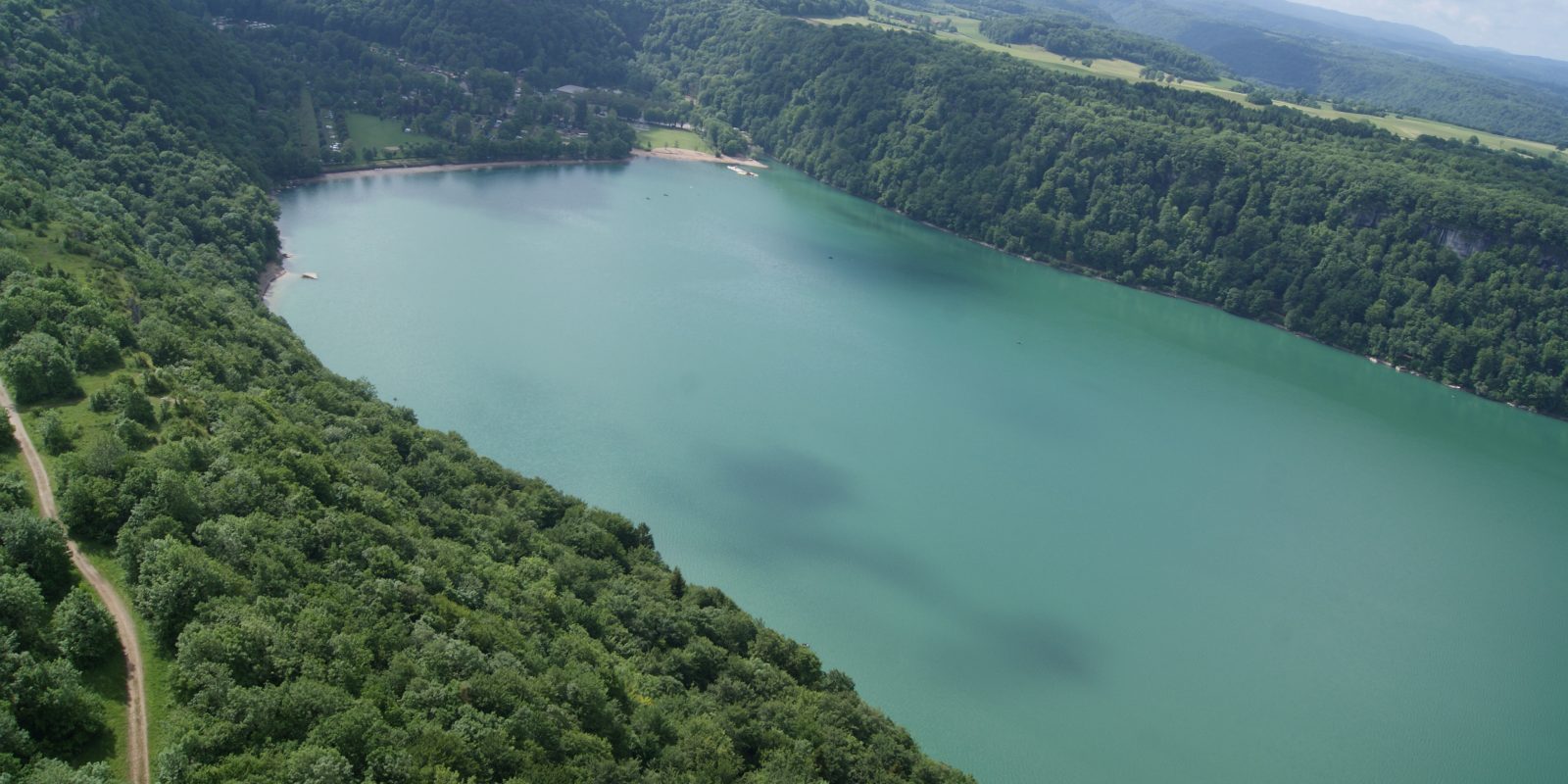 Lac de Chalain dans le Jura